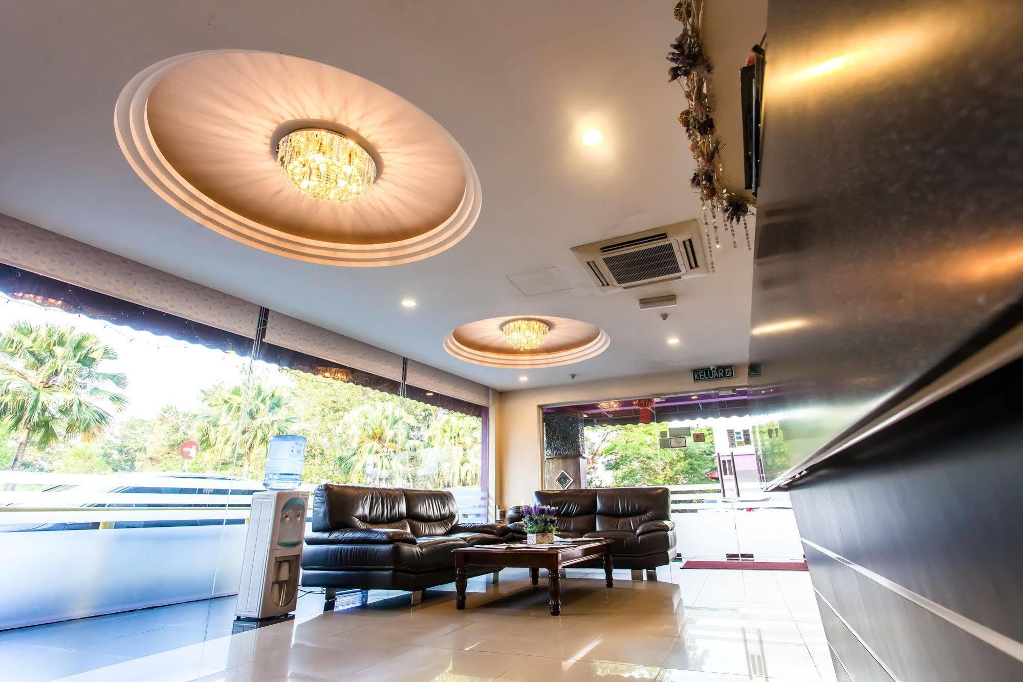 Hotel Zamburger Lavender Nusa Johor Bahru Eksteriør billede
