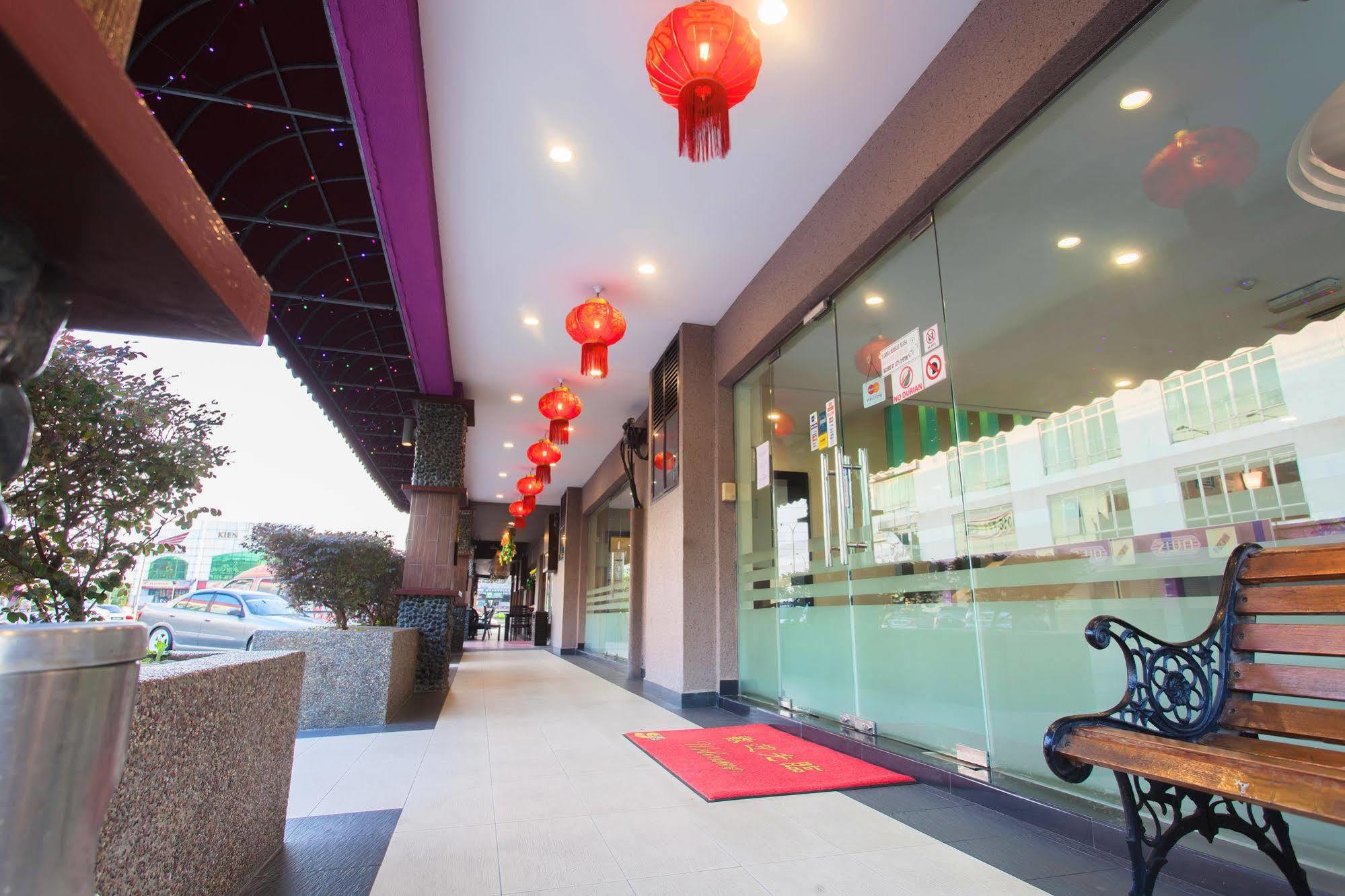 Hotel Zamburger Lavender Nusa Johor Bahru Eksteriør billede