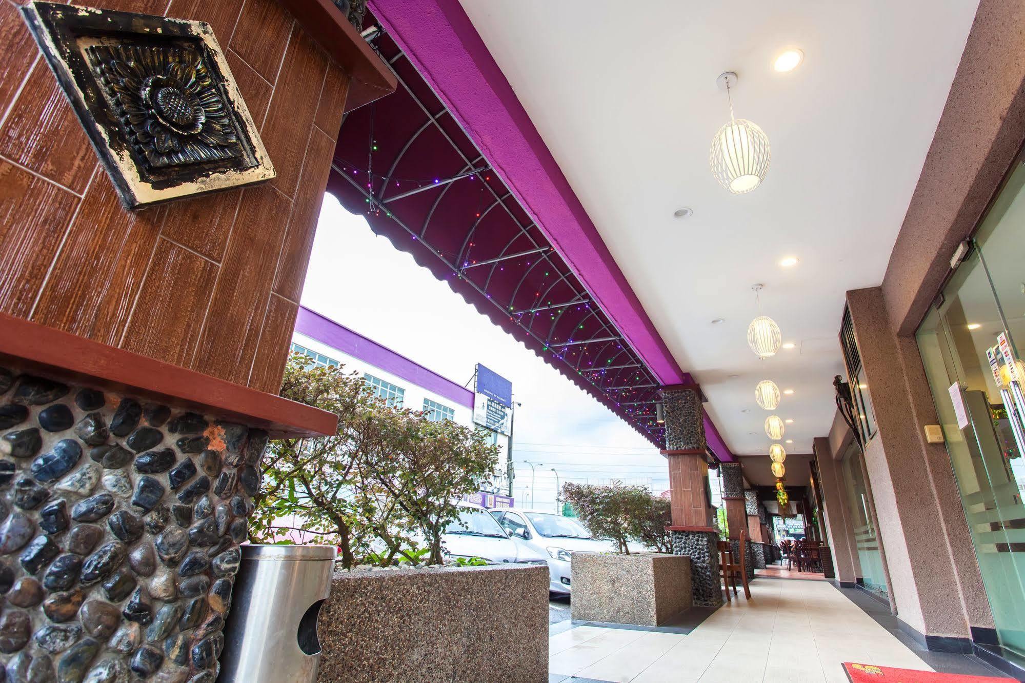Hotel Zamburger Lavender Nusa Johor Bahru Eksteriør billede